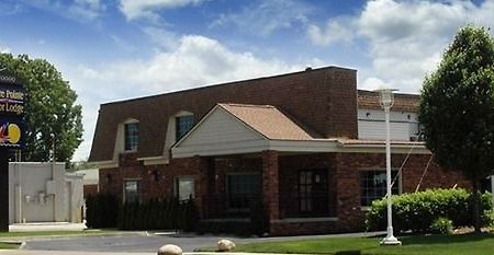 Shore Pointe Motor Lodge Of St Clair Shores Roseville Exterior foto